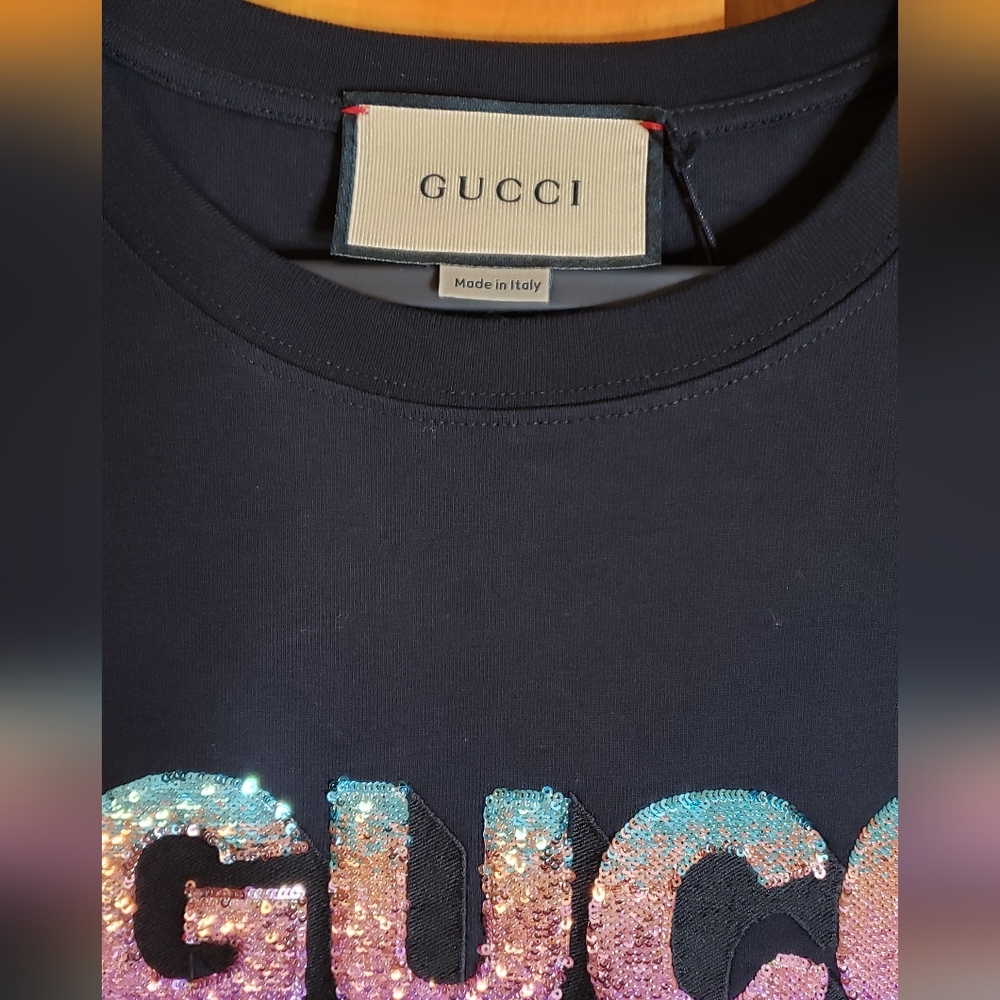 SOLD***Gucci Cropped T Shirt Embellished Sequins XL - Picture 3 of 6